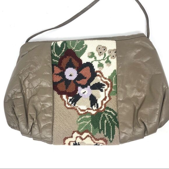 Vintage Moon Bag in Taupe Leather w/ Cross-stitch - Picture 4 of 8